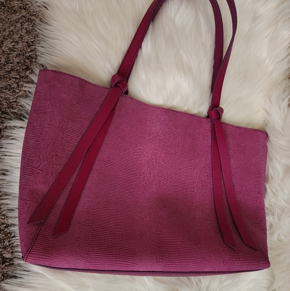 Fossil Magenta Textured Tote Bag - Picture 3 of 14
